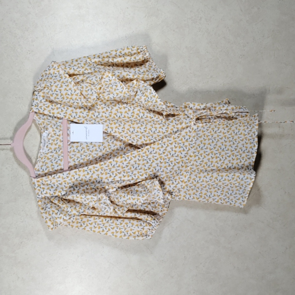 H183 Inmod yellow floral print wrap front ruffle blouse L NWT
